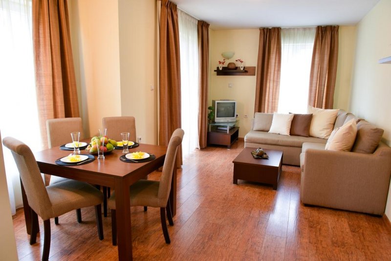 Комплекс Божурленд - Снимка 10