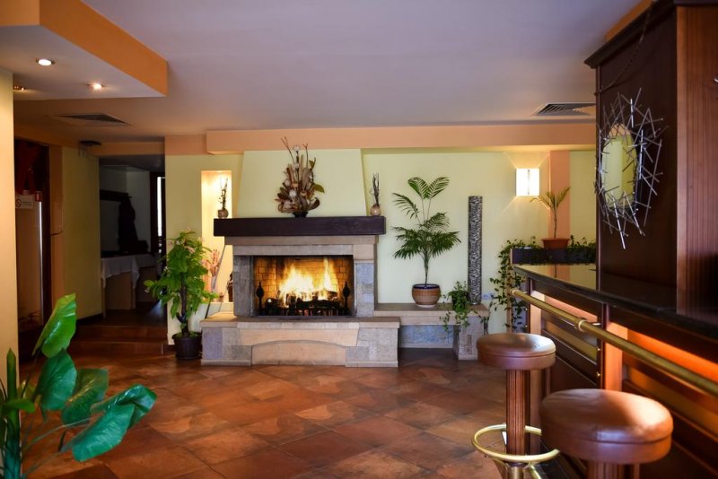 Комплекс Божурленд - Снимка 11