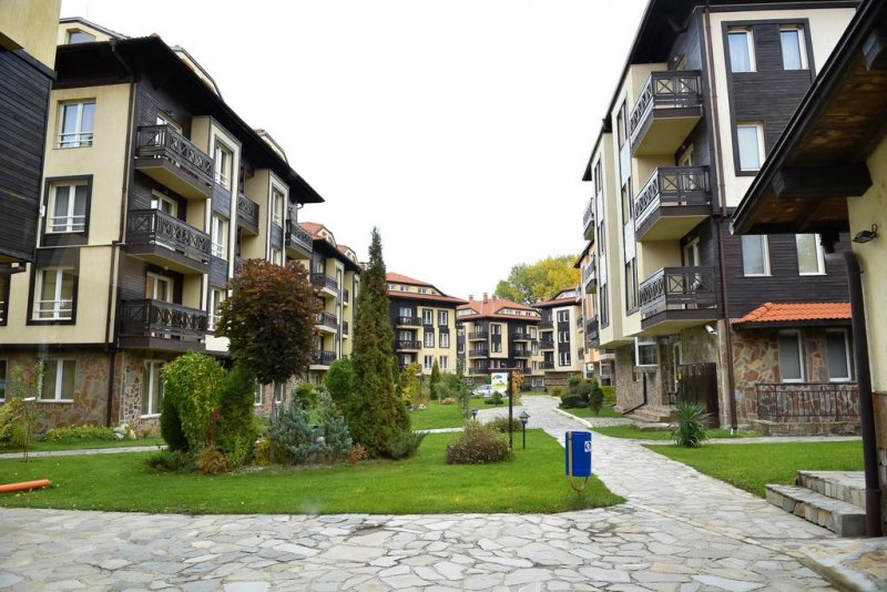 Комплекс Божурленд - Снимка 0