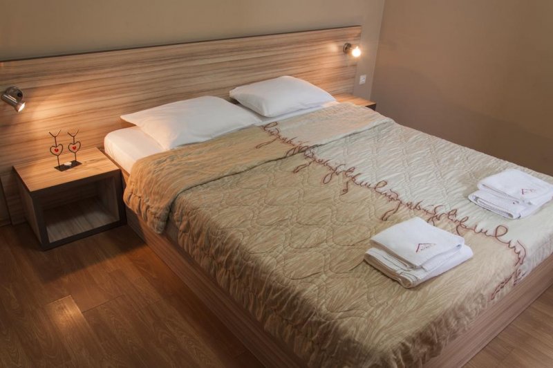 Семеен хотел Пауталия - Снимка 0