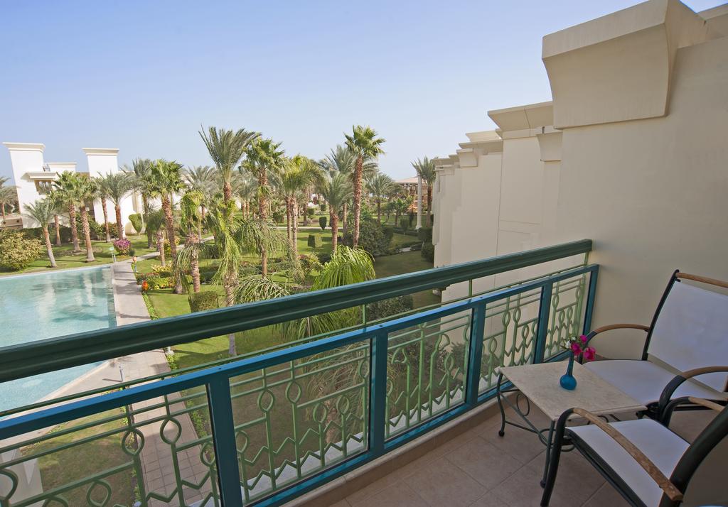 Самолетна екскурзия до Египет! 7 Аll Inclusive нощувки в хотел хотел Hilton Resort 5* от Караджъ Турс - Снимка 32