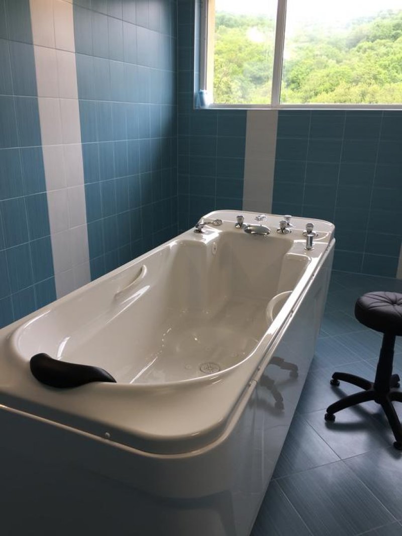 Хотел Божур - Снимка 4