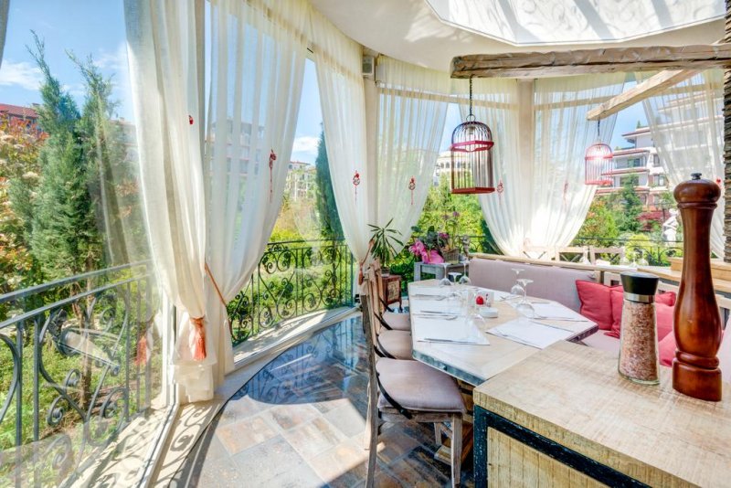 Апартаментен комплекс Естебан - Снимка 4