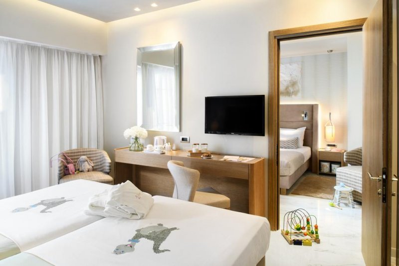 Grand Hotel Palace - Снимка 2