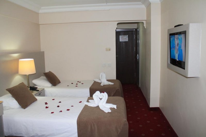 Hotel Buyuk Sahinler - Снимка 9