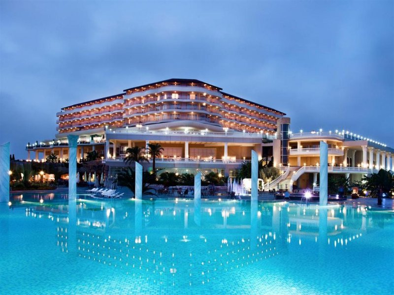 Starlight Resort Hotel - Снимка 9