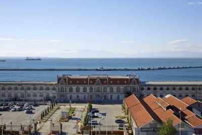 Mediterranean Palace - Снимка 3