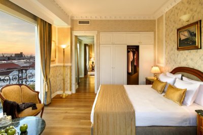 Mediterranean Palace - Снимка 8