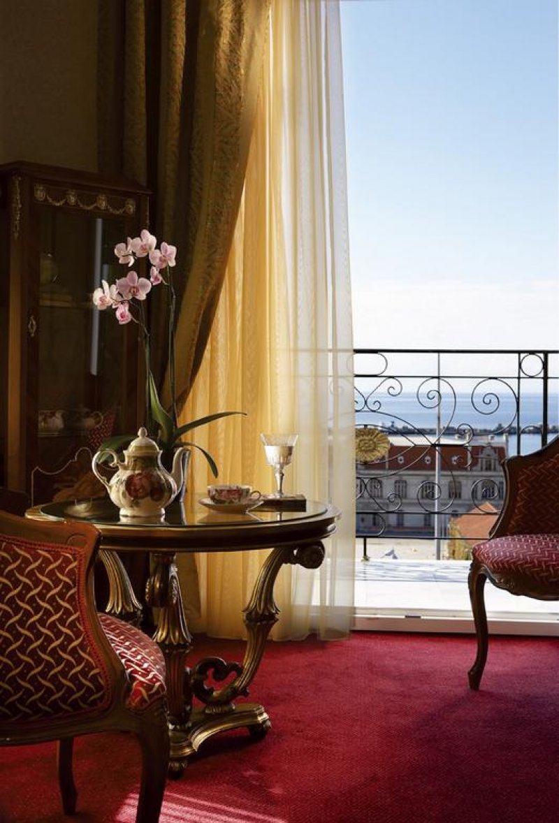 Mediterranean Palace - Снимка 2