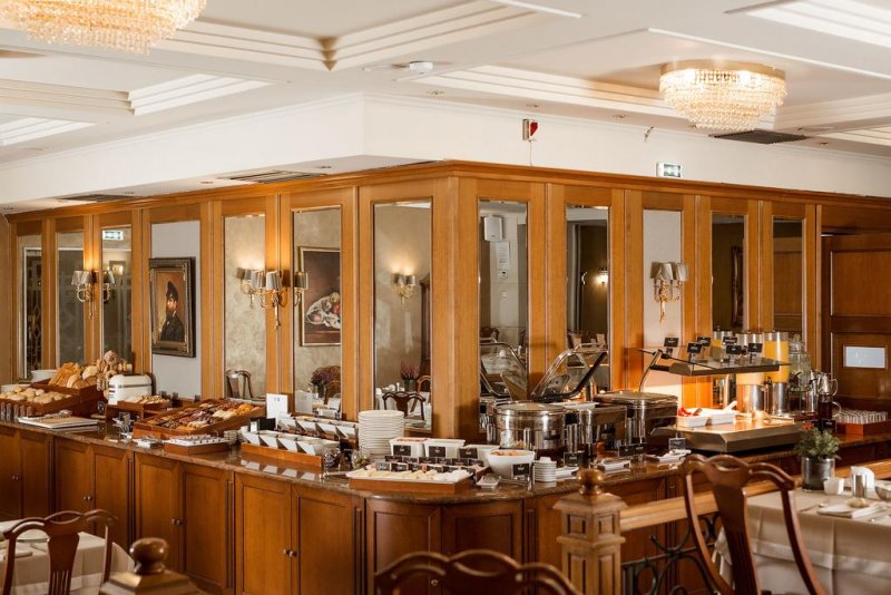 Mediterranean Palace - Снимка 7