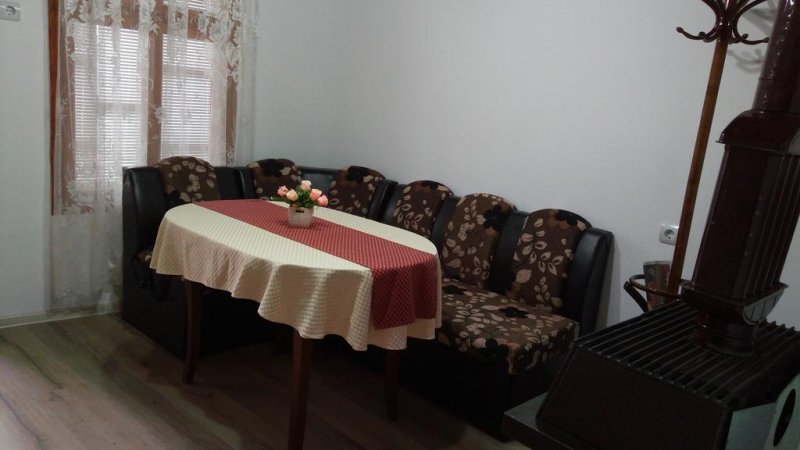 Къща за гости Извора - Снимка 11