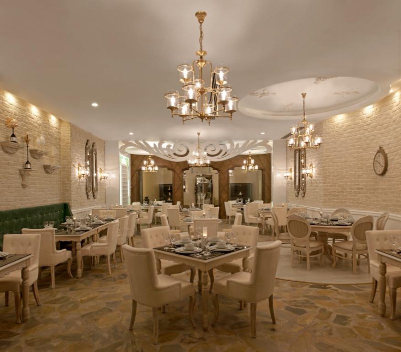 Delphin Imperial Lara - Снимка 4