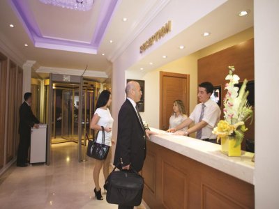The City Hotel - Снимка 6