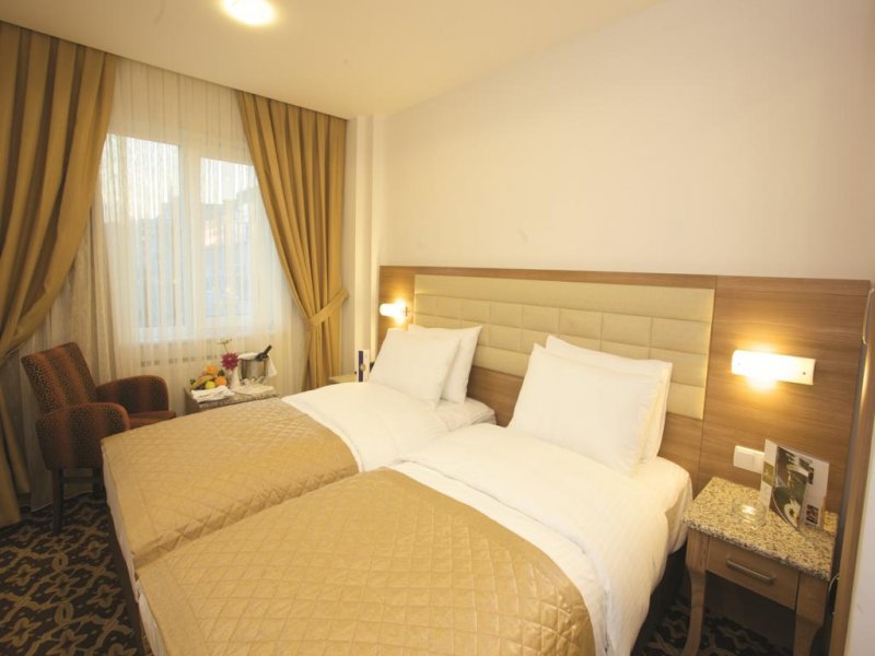 The City Hotel - Снимка 5