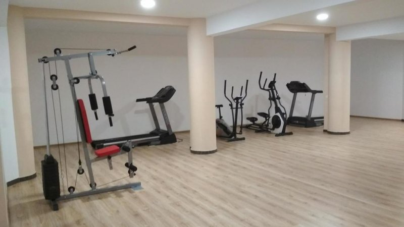 Siris Hotel - Снимка 1