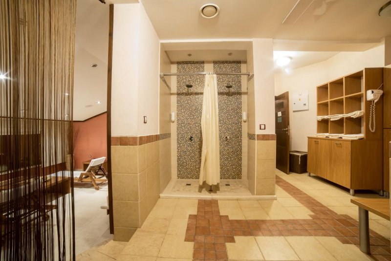 Smilen Hotel - Снимка 10