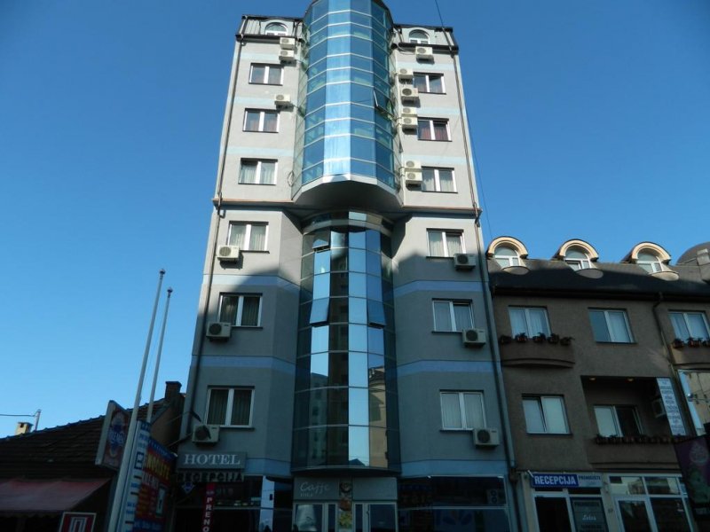 Garni Hotel Rile Men - Снимка 0