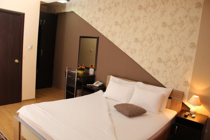 Garni Hotel Rile Men - Снимка 1