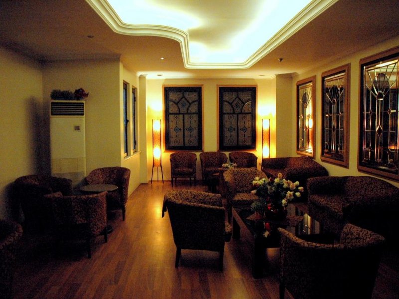 Yaztur Hotel - Снимка 2