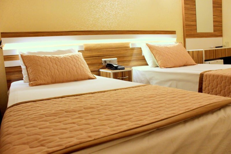 Yaztur Hotel - Снимка 11