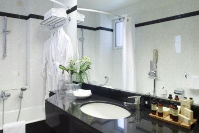 Holiday Inn Thessaloniki - Снимка 6