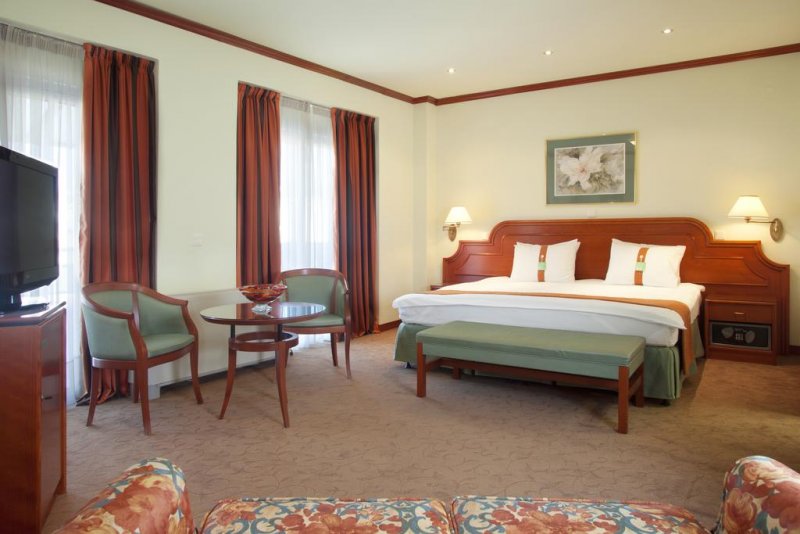 Holiday Inn Thessaloniki - Снимка 5