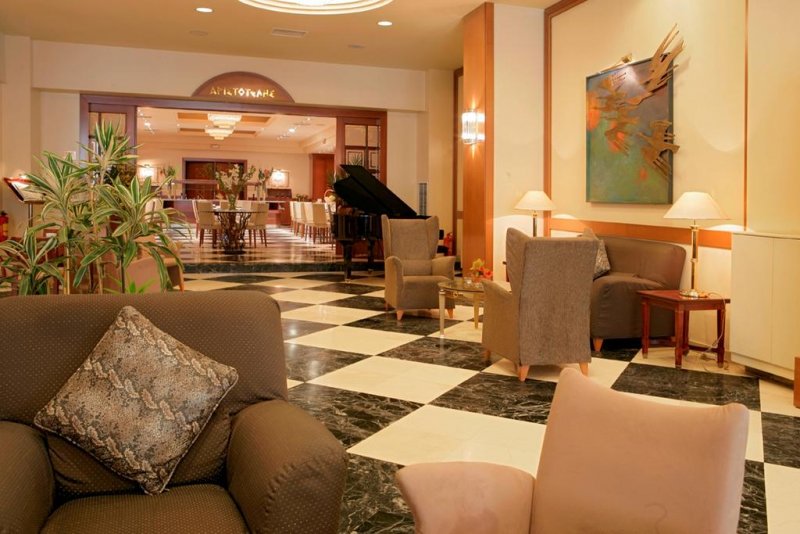 Holiday Inn Thessaloniki - Снимка 11