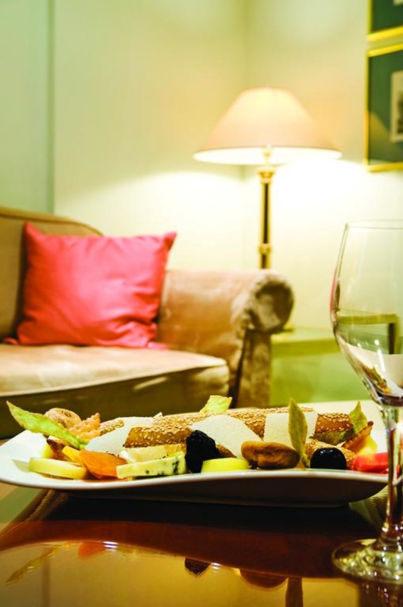 Holiday Inn Thessaloniki - Снимка 1