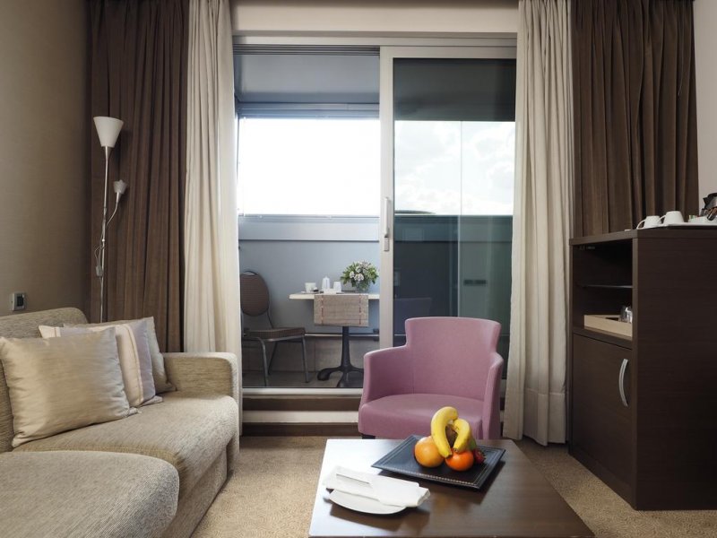 IN Hotel Beograd - Снимка 8