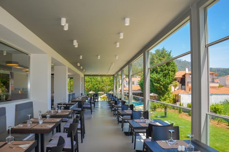 Princess Golden Beach Hotel - Снимка 3