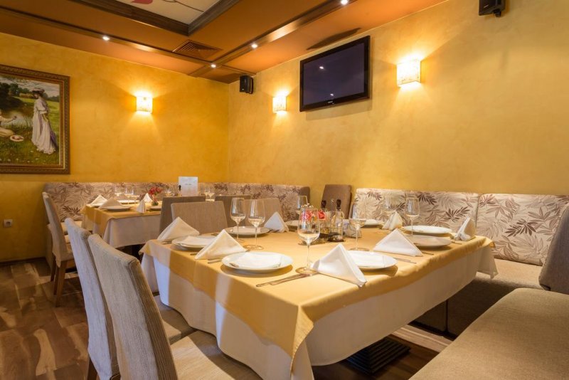 Грийн Ууд Хотел и СПА - Снимка 9