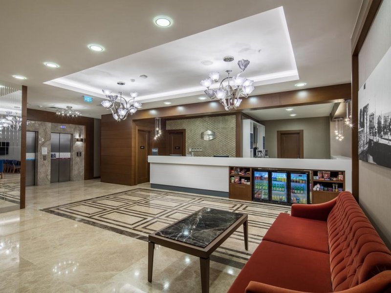 Hampton by Hilton - Снимка 8