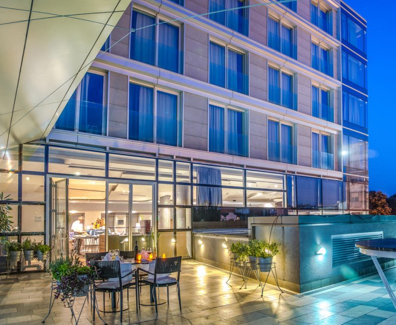 Zira Hotel Belgrade - Снимка 3