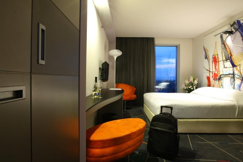 Zira Hotel Belgrade - Снимка 2