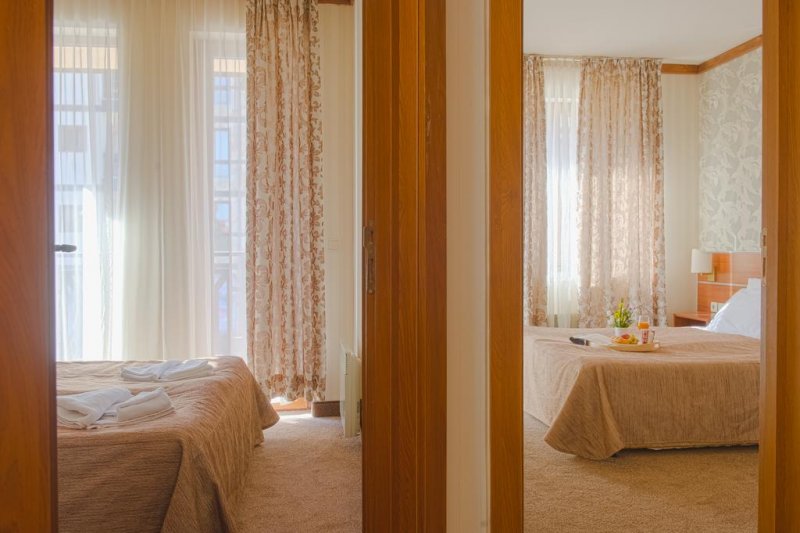  Апартхотел Вихрен Палас - Снимка 7