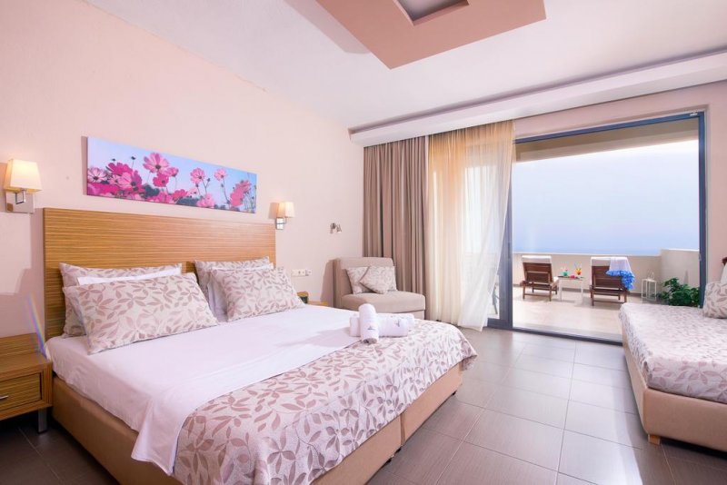 Aeolis Hotel - Снимка 1