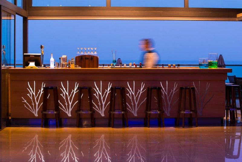 Aeolis Hotel - Снимка 4