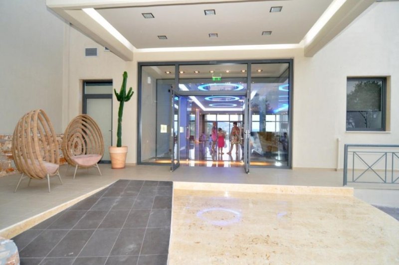 Aeolis Hotel - Снимка 1