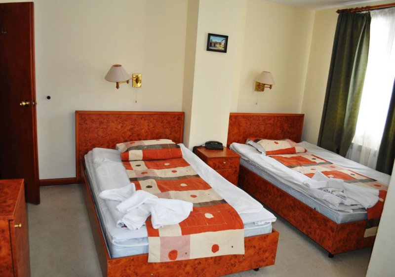 Хотел Виктория - Снимка 1