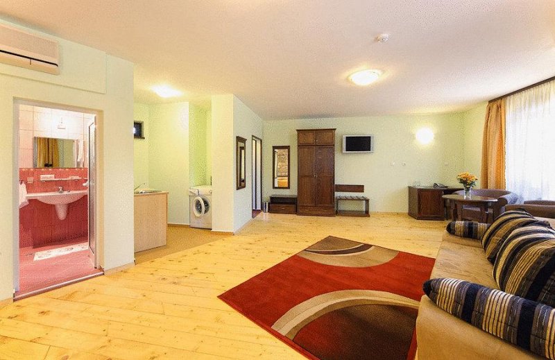 Хотел Рачев Резиденс - Снимка 8