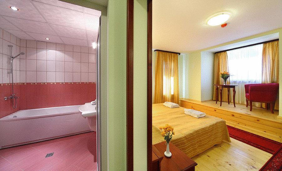 2, 3, или 4 нощувки на човек със закуски и вечери + парна баня в Рачев хотел Резиденс****  Арбанаси - Снимка 39
