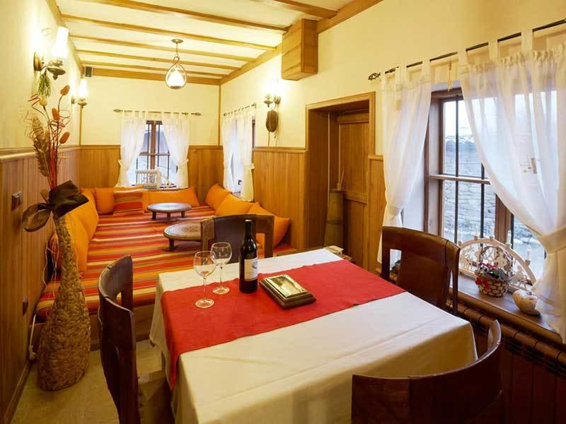 Къща за гости Кафенето на Димчо Кехая - Снимка 0