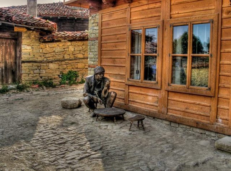 Къща за гости Кафенето на Димчо Кехая - Снимка 2