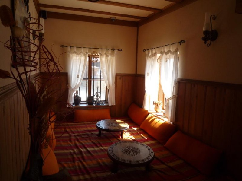 Къща за гости Кафенето на Димчо Кехая - Снимка 10