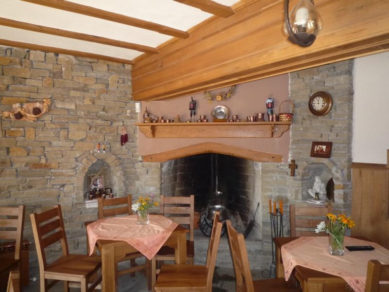 Къща за гости Кафенето на Димчо Кехая - Снимка 4