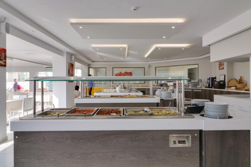 Хотел Bomo Rethymno Beach - Снимка 8