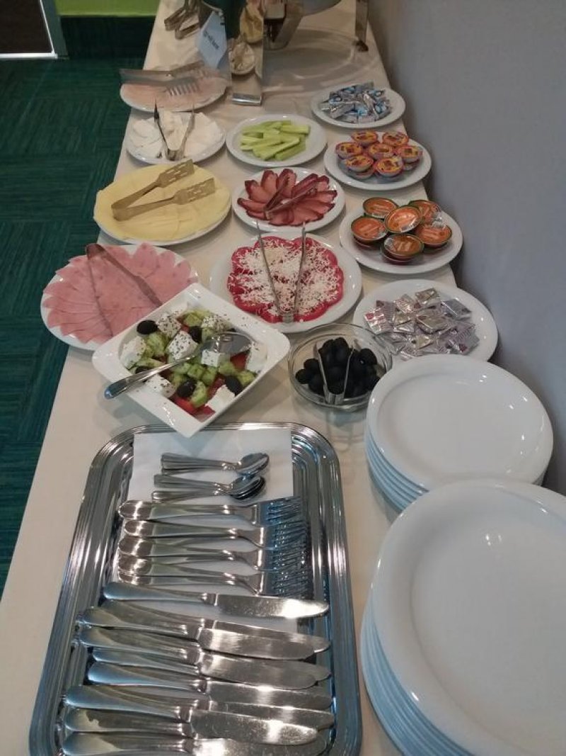 Hotel Central - Снимка 1