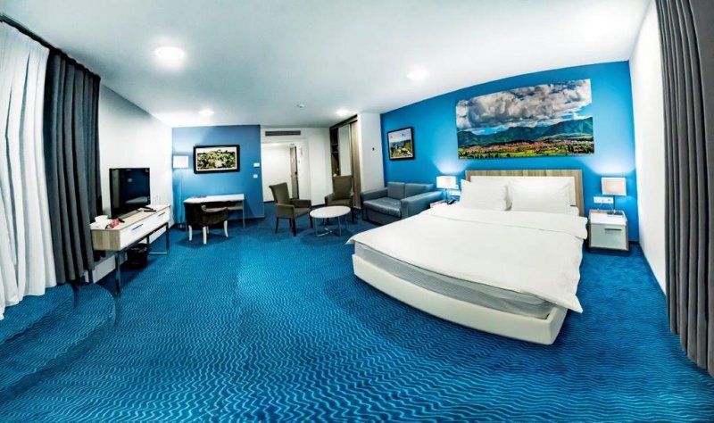 Hotel Central - Снимка 11