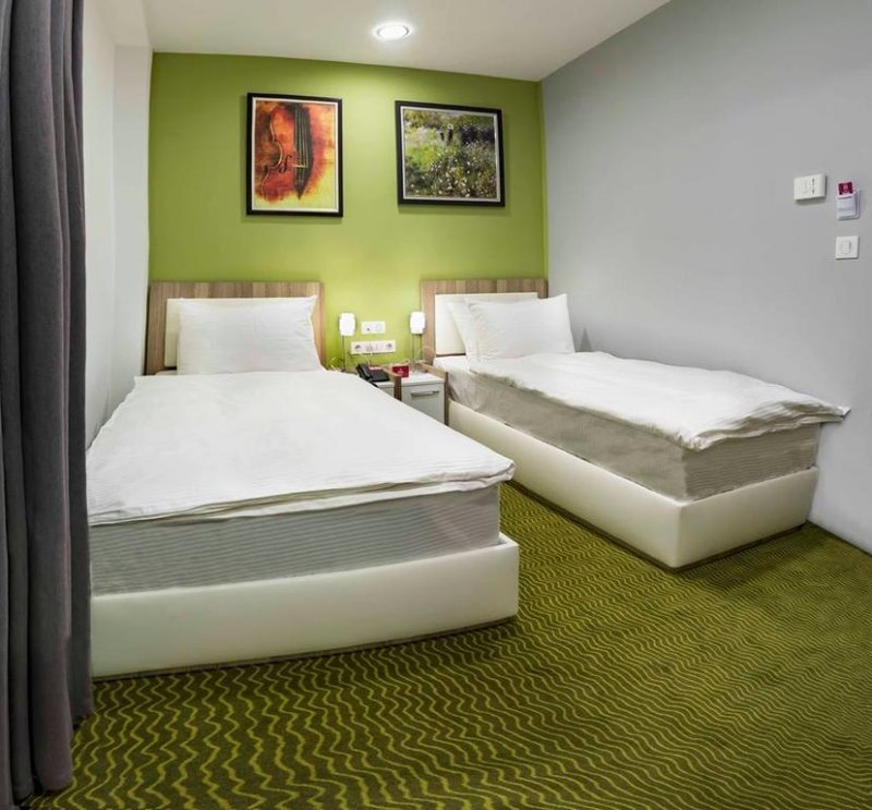 Hotel Central - Снимка 9