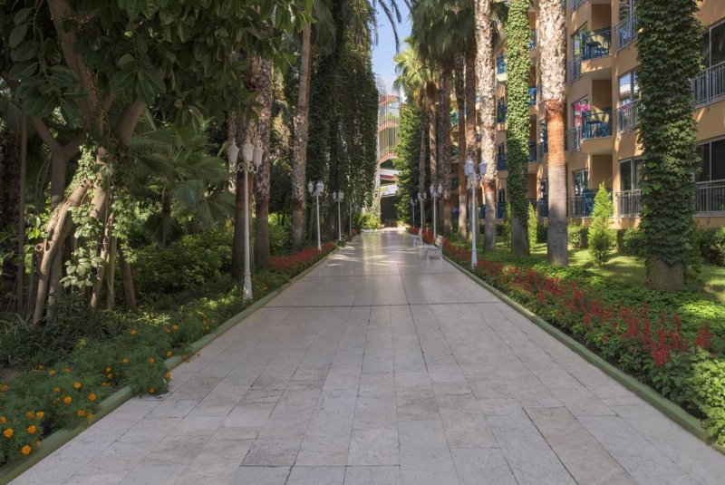Kemer Botanik Resort - Снимка 4